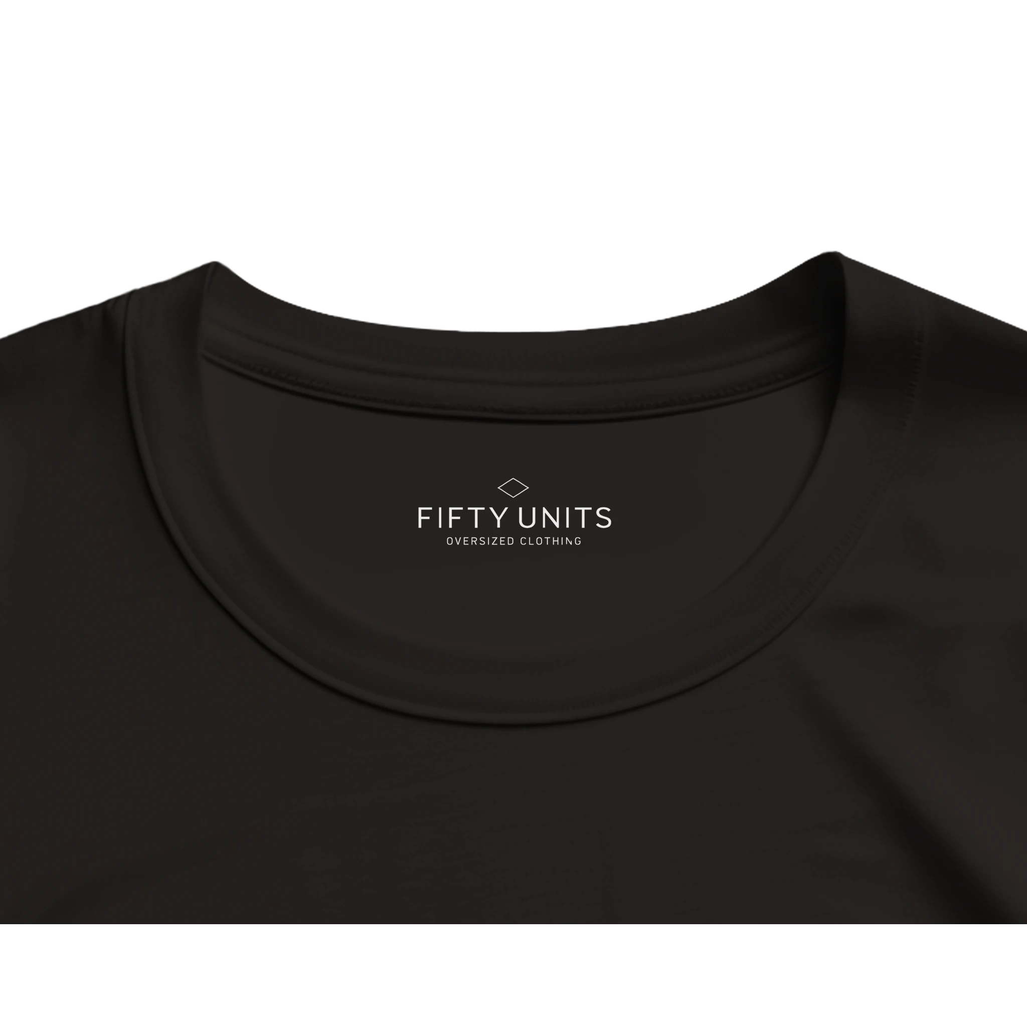 detalle mangas caídas camiseta essential