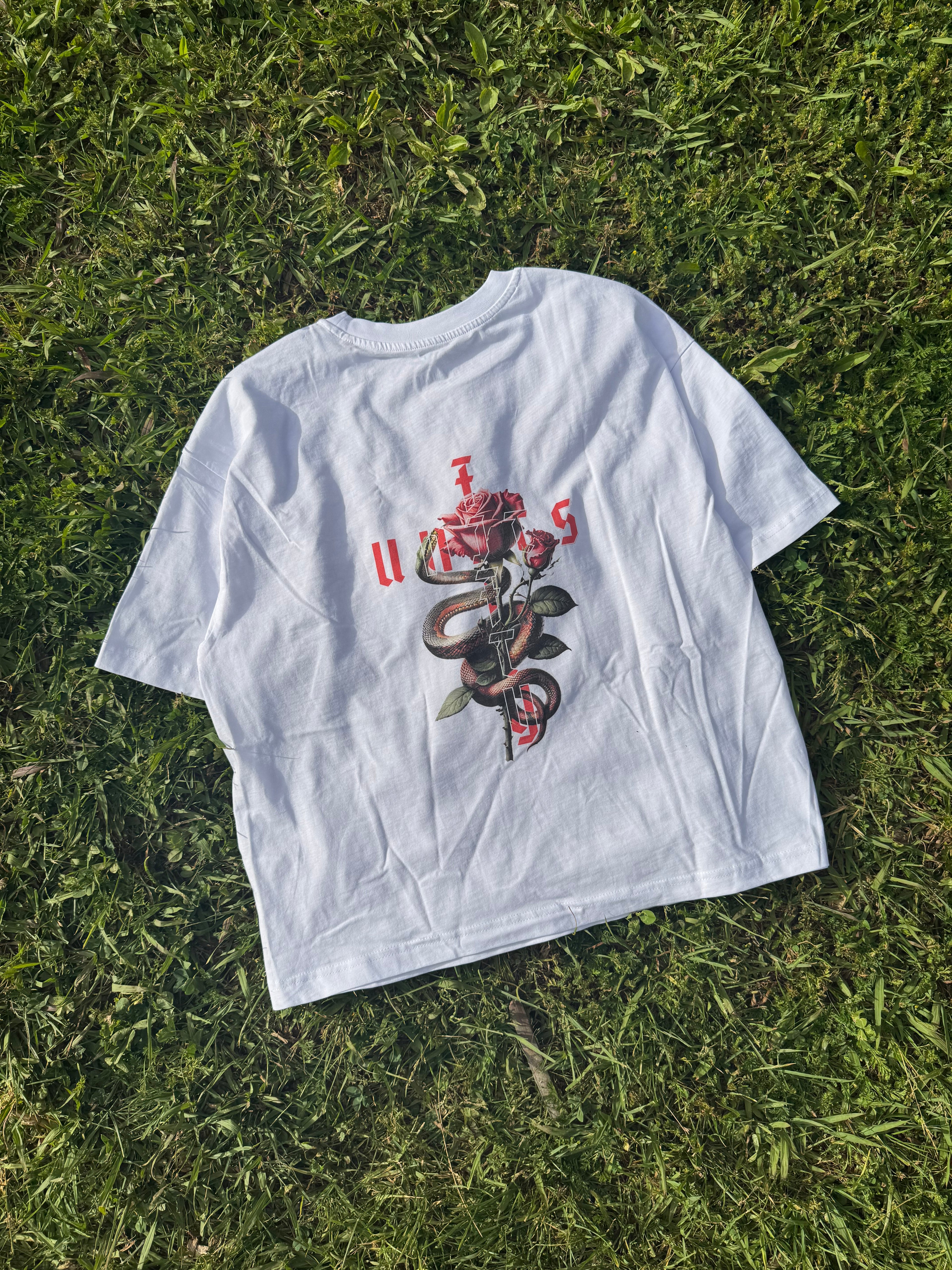 Camiseta Oversize Crop Rose & Snake Unisex | FIFTY UNITS