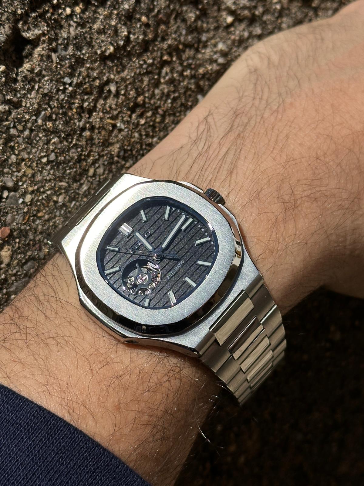SM Nautilus | Black
