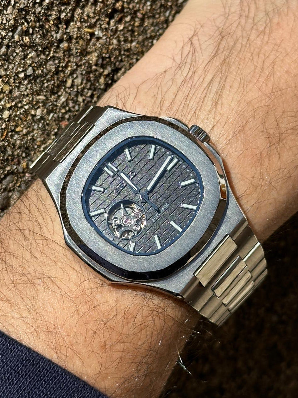 SM Nautilus | Black