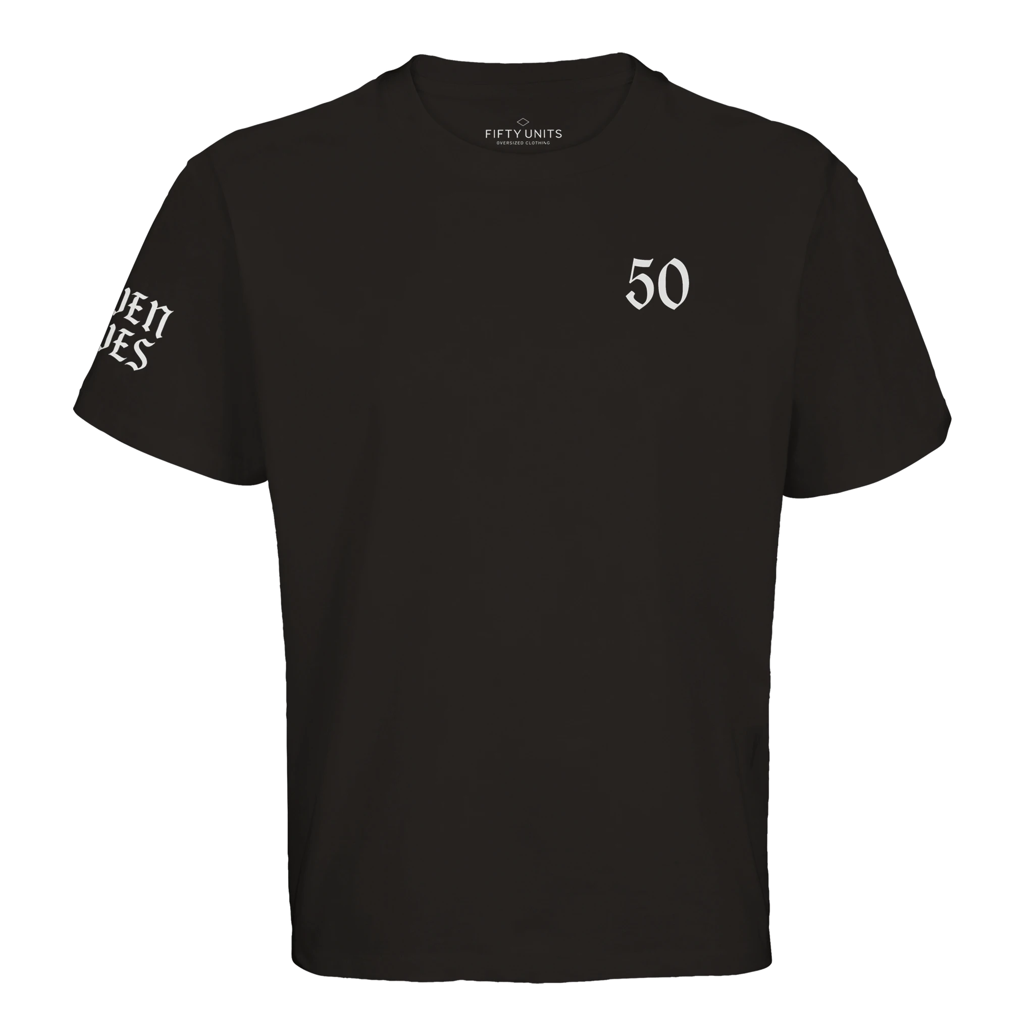 detalle logo bordado '50' camiseta oversize